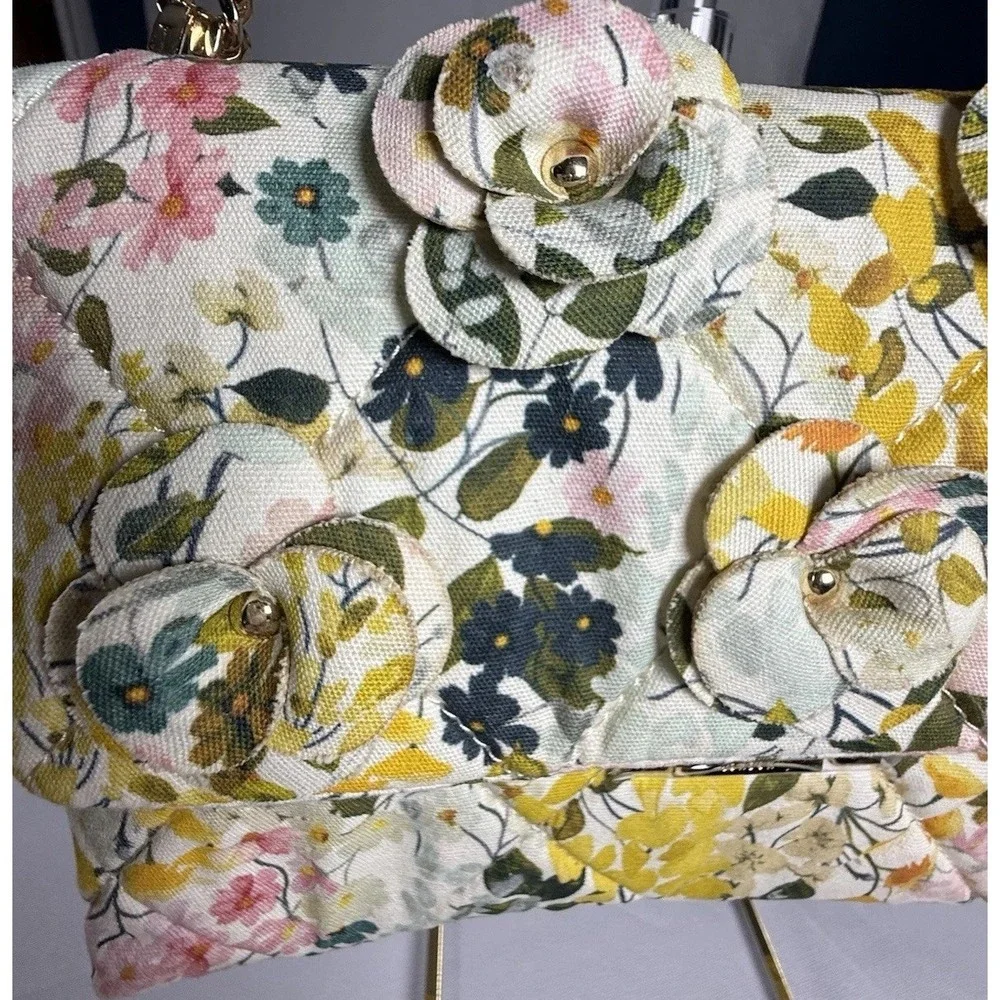 NWT TED‎ BAKER Ginn Marie Gold chain Flap CrossBody Bag Floral Applique Quilted